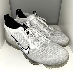 Men’s Nike Flyknit VaporMax Sneakers